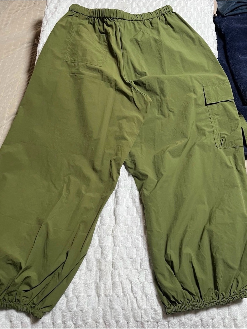 Urban Outfitters Olive Cargo Jogger Pants - Picture 3 of 3